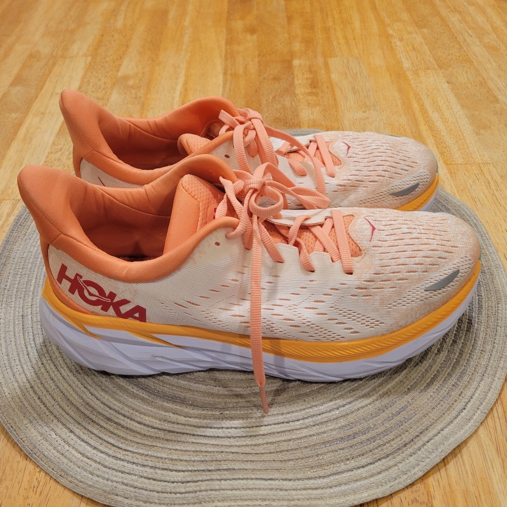 🌺EUC~ HOKA Ladies Athletic Shoes with Cushioned Design